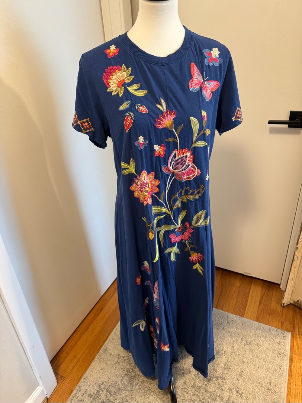 Johnny Was Embroidered Butterfly Tee Dress Navy Floral Size L